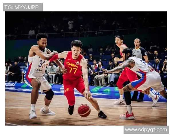 美国男篮对阵中国队精彩回顾央视全程直播赛场热情瞬间